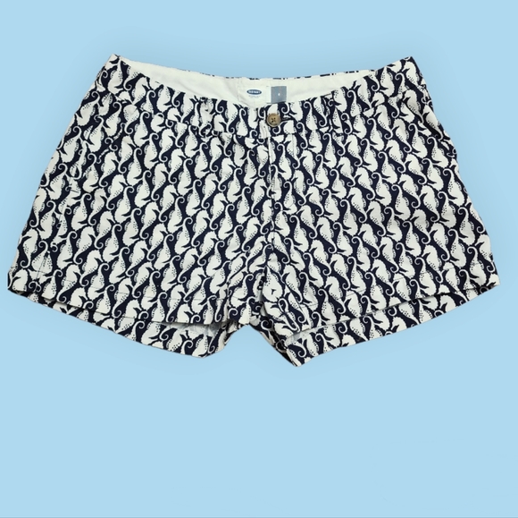 Old Navy Chino Shorts Size 6 - Picture 1 of 7